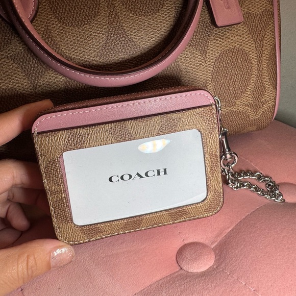 Coach Rowan signature Dusty Pink - Picture 7 of 11